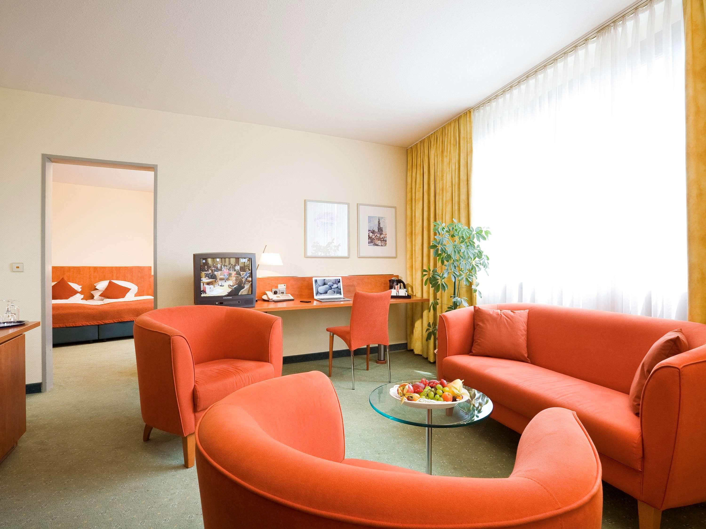 Mercure Hotel Am Messeplatz Оффенбург Экстерьер фото