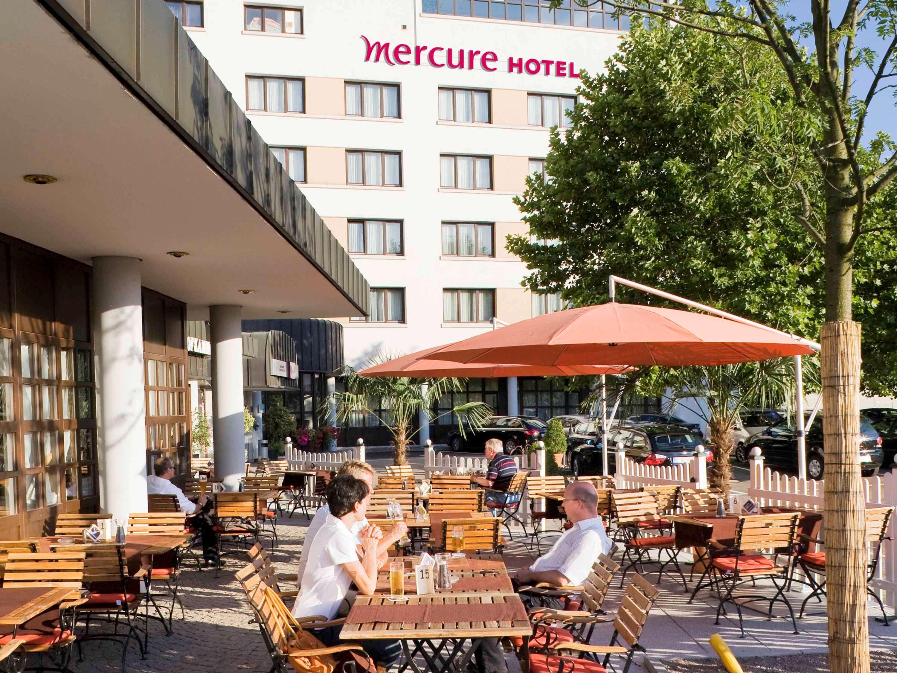 Mercure Hotel Am Messeplatz Оффенбург Экстерьер фото